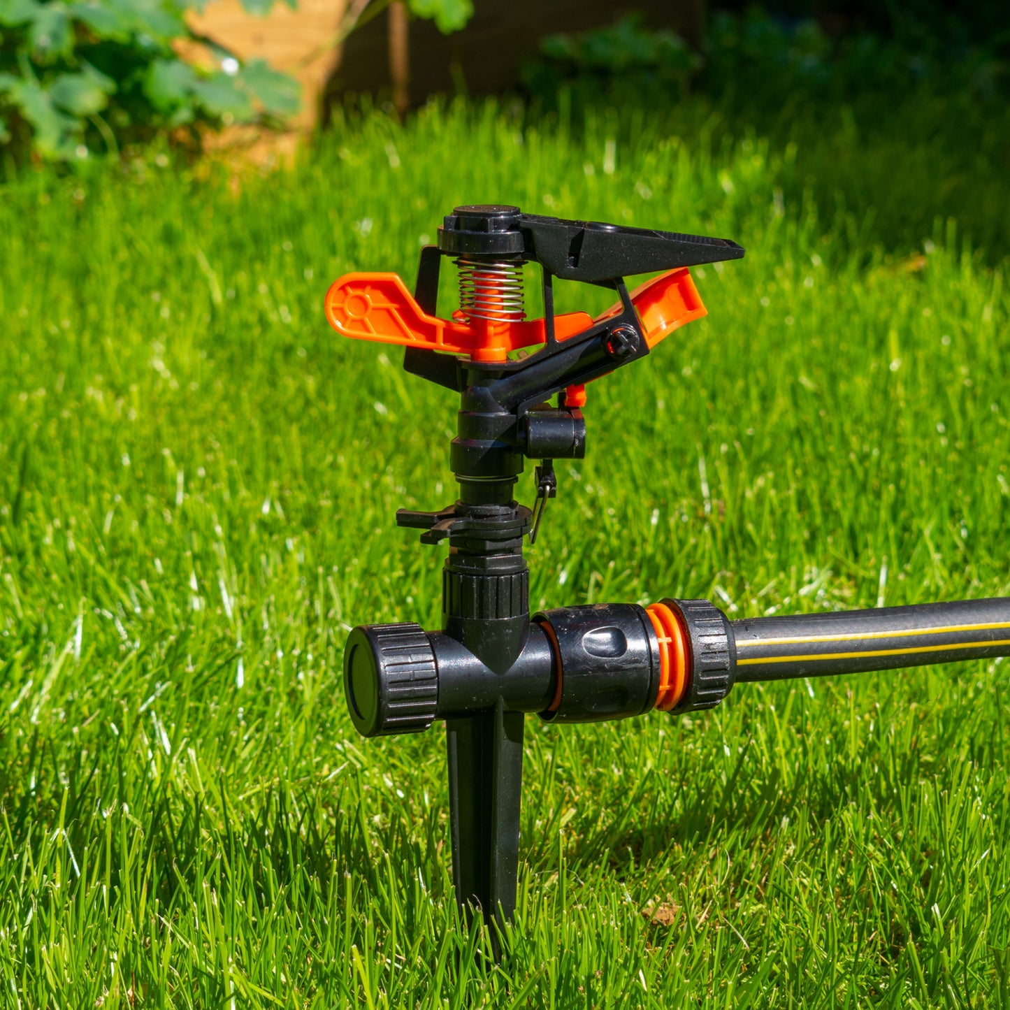 Pulsating Sprinkler on Spike - Adjustable Eco Line-1