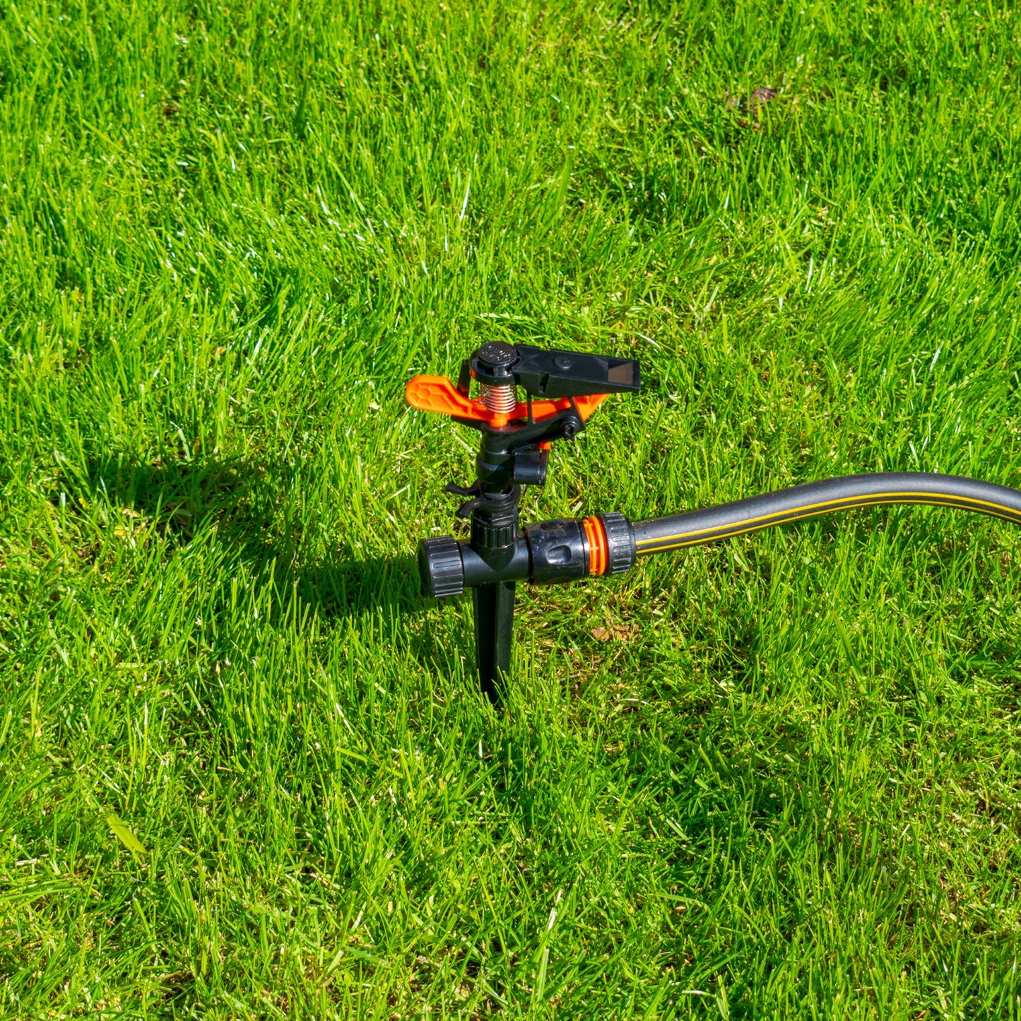 Pulsating Sprinkler on Spike - Adjustable Eco Line-2